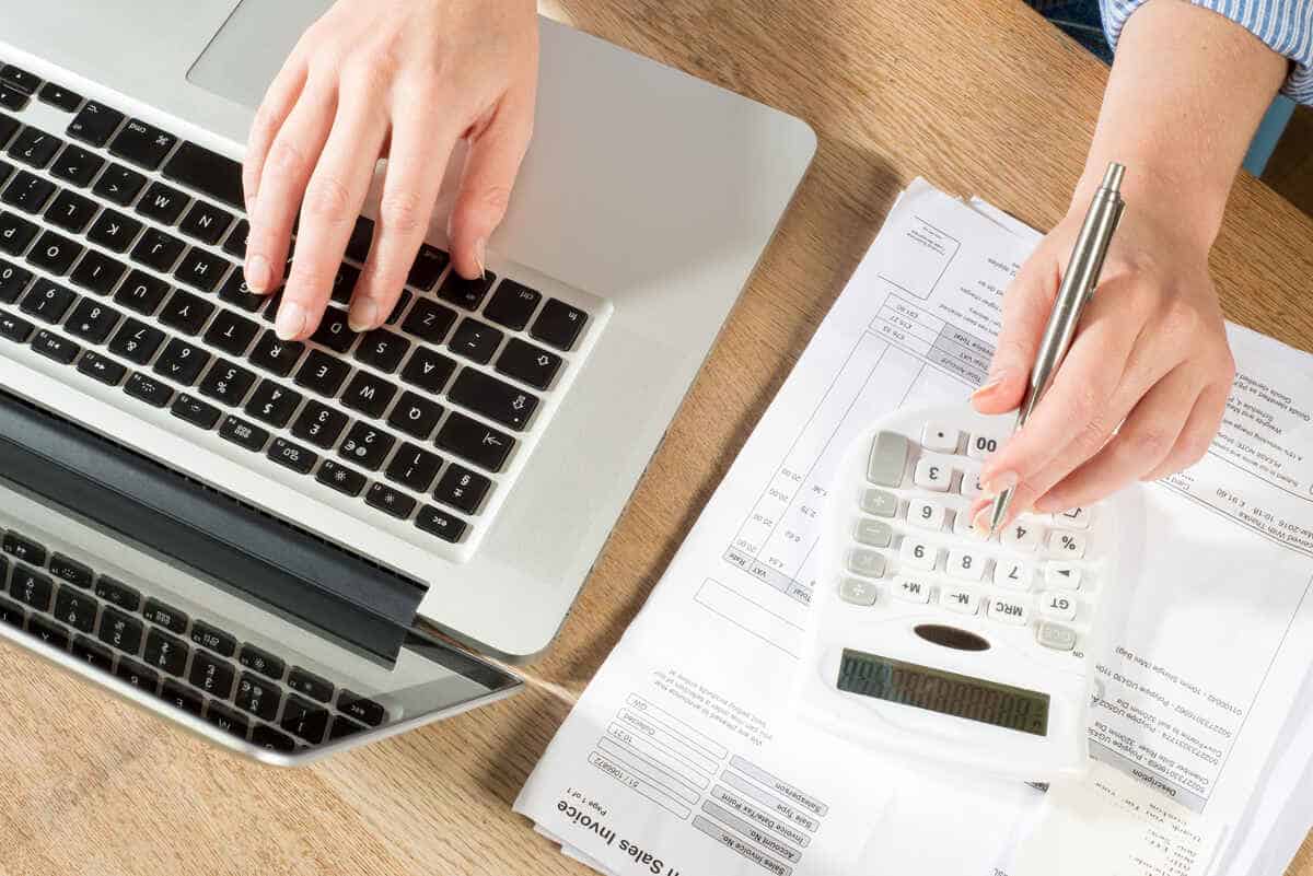 How Small Businesses Can Simplify Their Bookkeeping in 2025